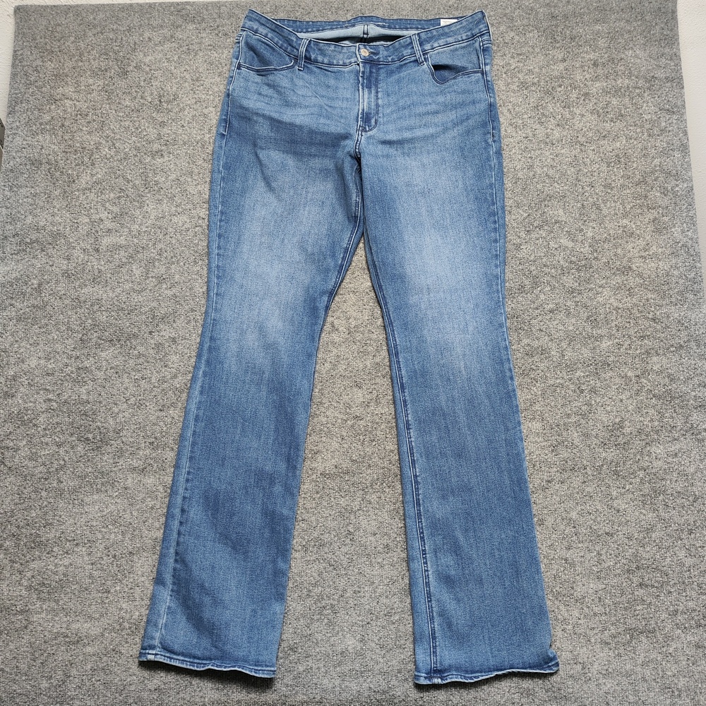 Old Navy Mid-Rise Bootcut Jeans Womens 16 Tall Medium Wash Blue Denim Stretch